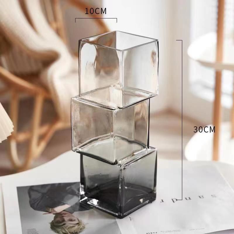 Stylish Modern Glass Vase for Home Office Decor Elegant Transparent Centerpieces